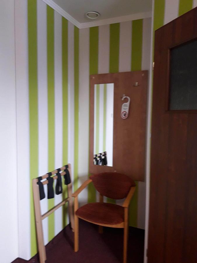 Hotel Paola クトノ エクステリア 写真